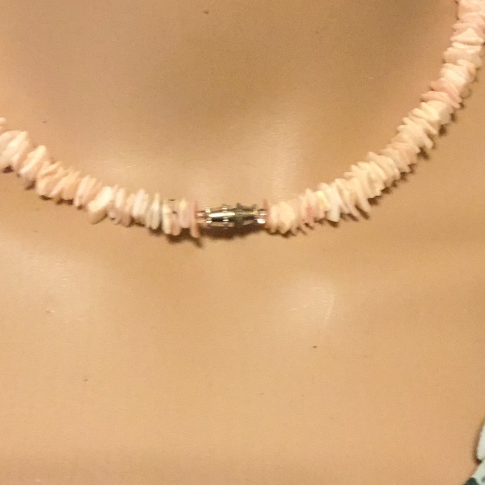 Shell necklace - Picture 2 of 2